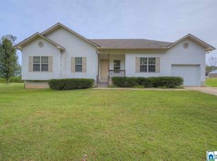 2572 Oscar Bradford Rd, Hayden, AL 35079