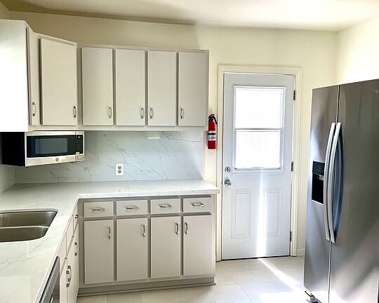 4th image of 507 N Exton Ave