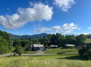 1097 Phillipsville Loop, Canton, NC 28716