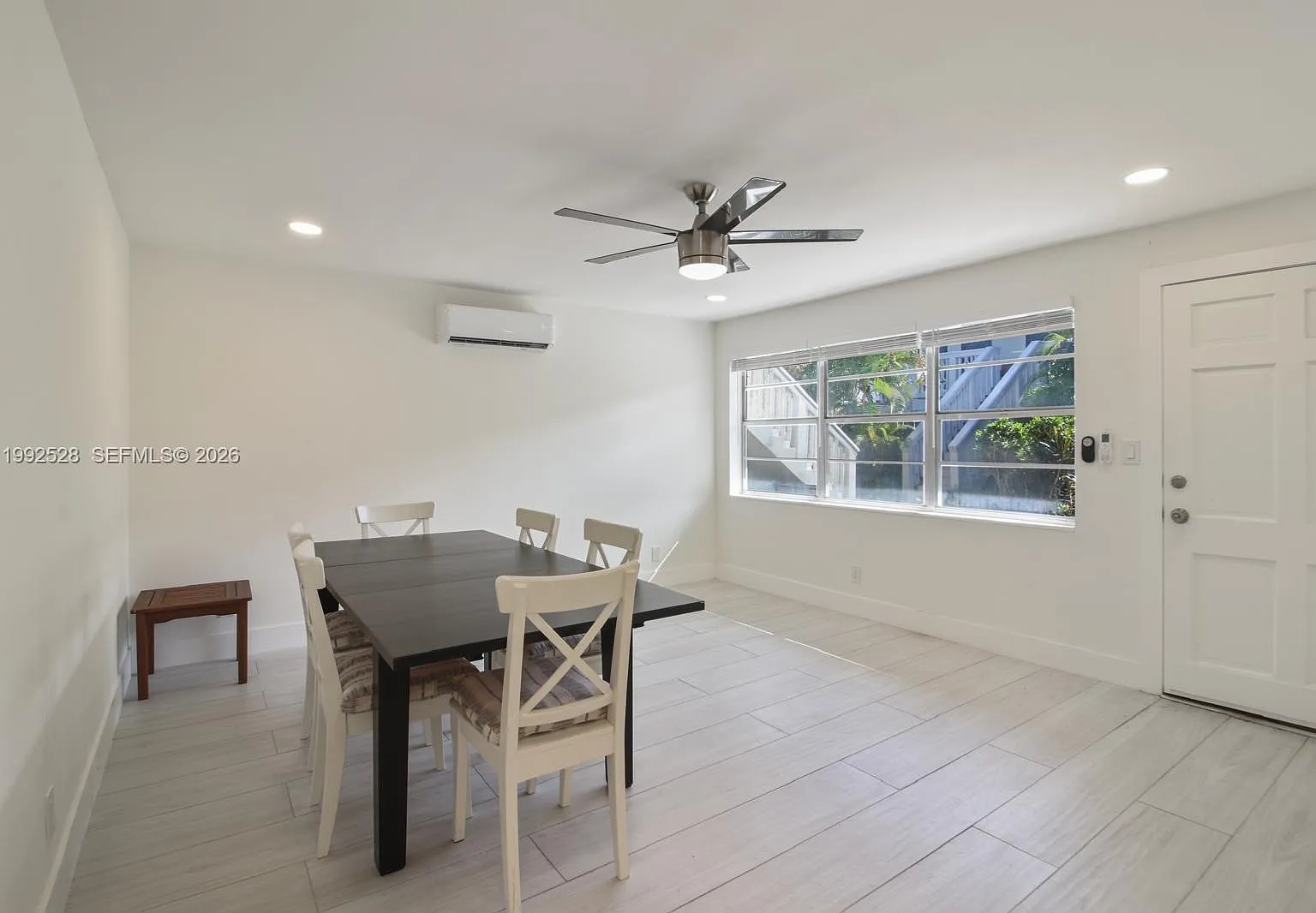 Landfall Apts Co-Op — Photo 2