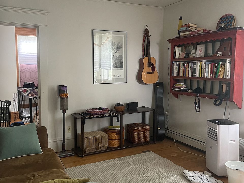 Living room.