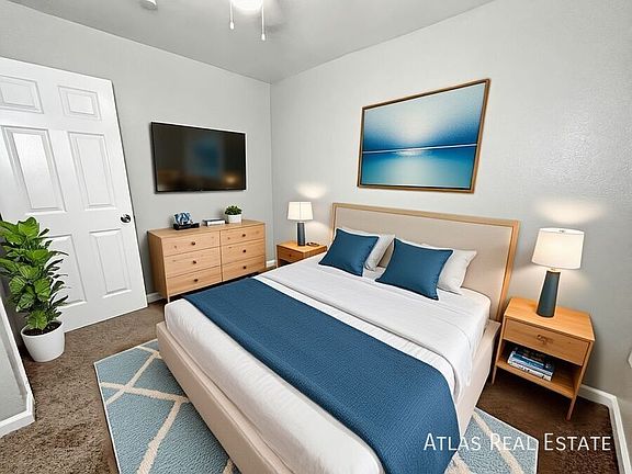5th image of 2107 Preuss Rd Unit B