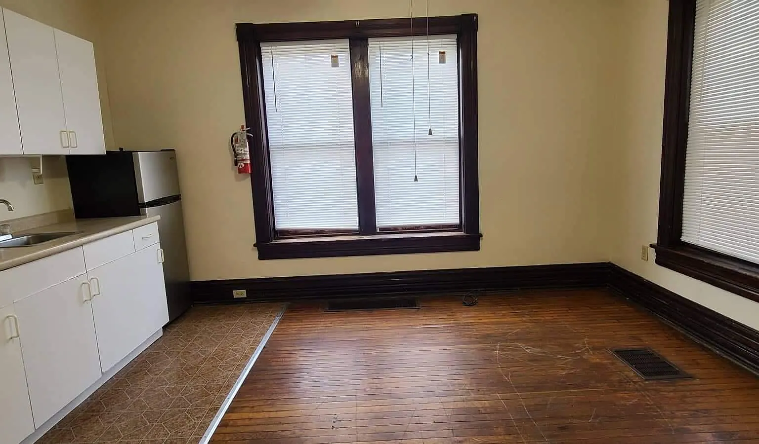 Studio, 245 sqft, $615 — Photo 2