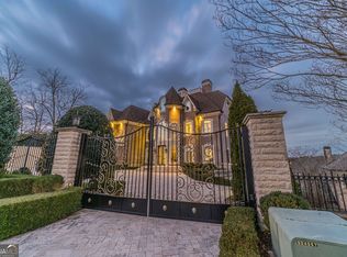 8330 Jett Ferry Rd, Sandy Springs, GA 30350