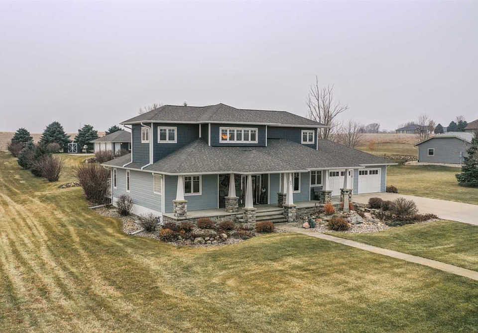 1st image of 65 Helen Ave