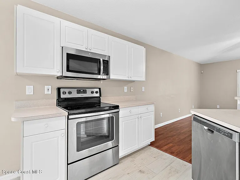 2467 Deercroft Dr — Photo 24