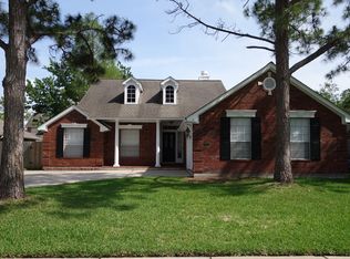 822 Maplewood Falls Ct, Houston, TX 77062