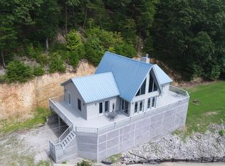 8033 Turkey Creek Rd, Waverly, TN 37185