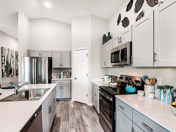 Kitchen Valeria Model at Triple Creek
