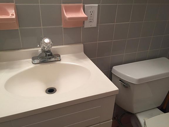 4th image of 5008 12th Ave S #1
