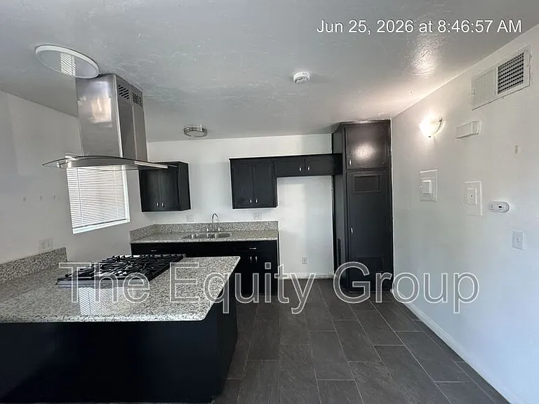 510 N Encina St #F — Photo 3