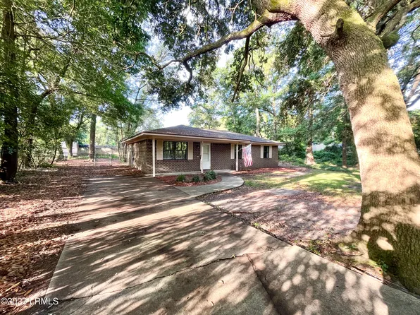 25 Buck Rd, Beaufort, SC 29907