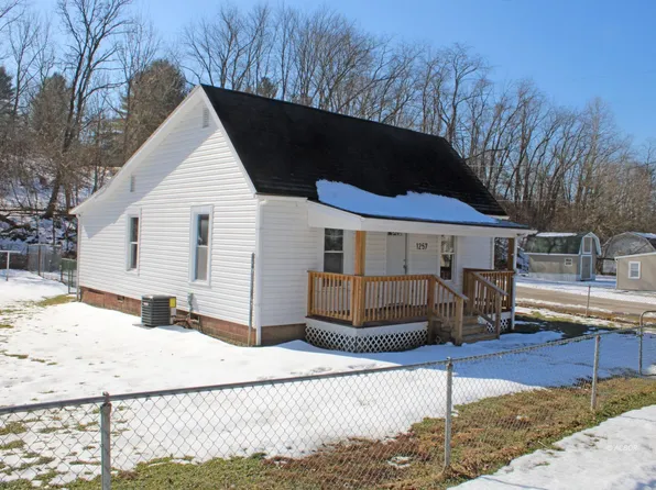 1257 Ohio Ave, Logan, OH 43138