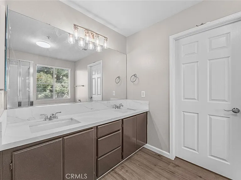 5855 Birkdale Ln — Photo 30