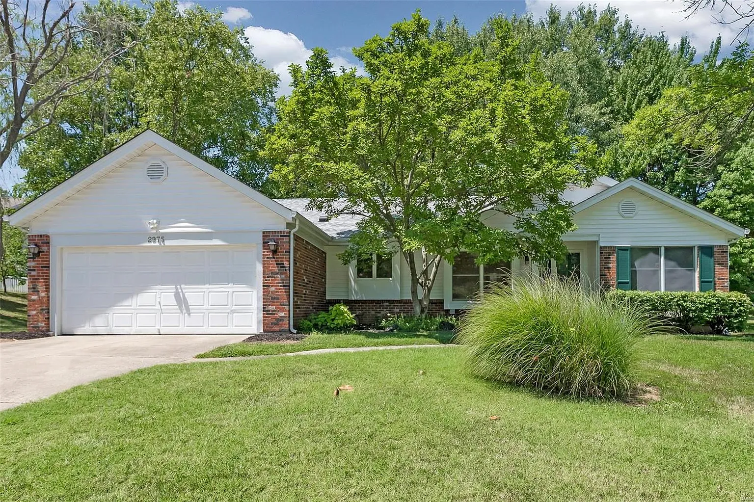 2975 Elbe Dr photo 1
