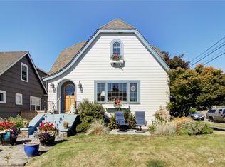 8057 14th Ave NE, Seattle, WA 98115