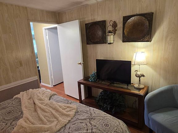 3rd image of 751 10th St E #619