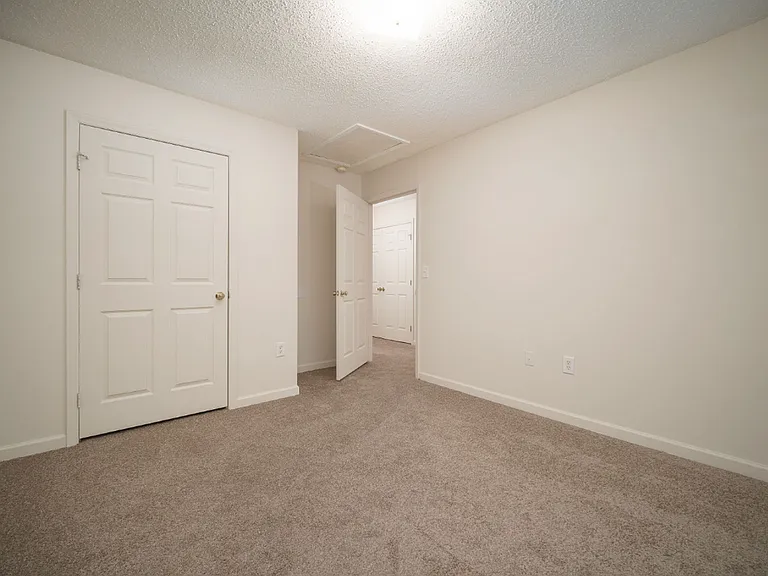 311 7th Ct N — Photo 17