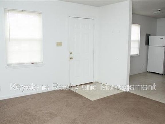 3rd image of 1375 Thompsonville Ln Unit 88