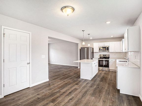 7th image of this home