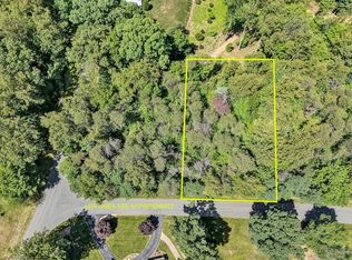 298 Upland Shores Dr, Penhook, VA 24137