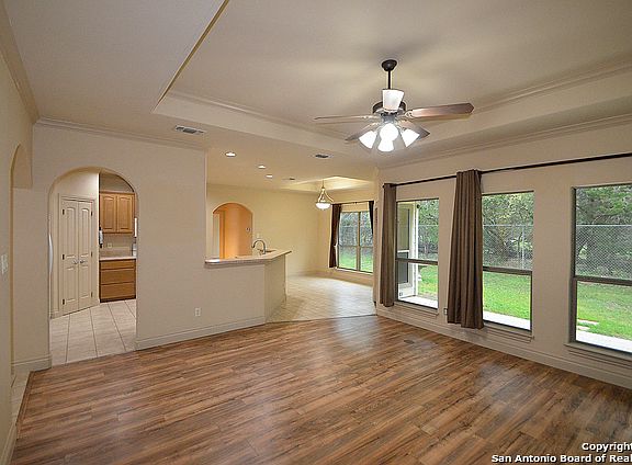3rd image of 362 Deer Creek Dr