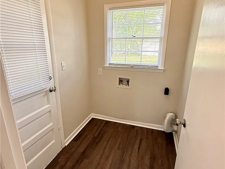 511 Beville St #2 — Photo 9