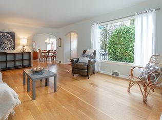 9125 35th Ave NE, Seattle, WA 98115