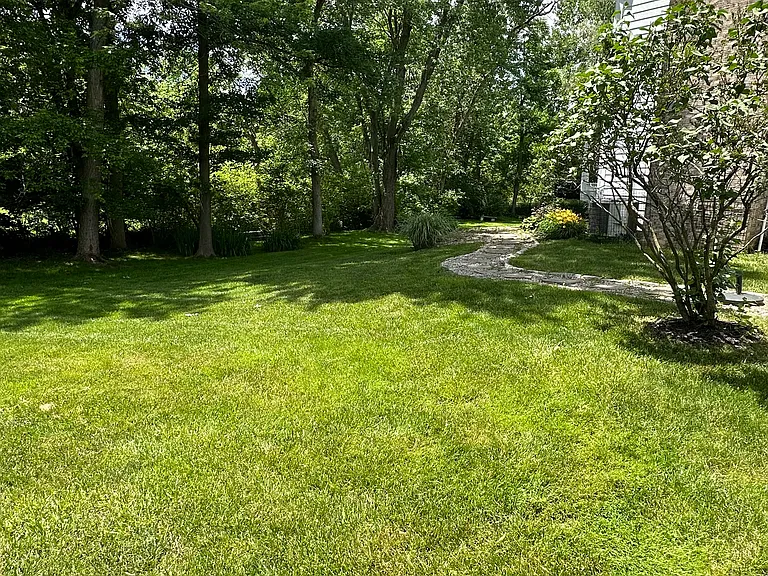 10200 Tammer Dr — Photo 36