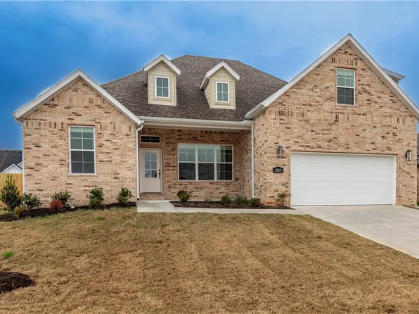5863 Poppy Ave, Springdale, AR 72762