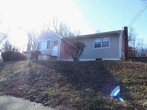 2nd image of 1492 Easton Ave