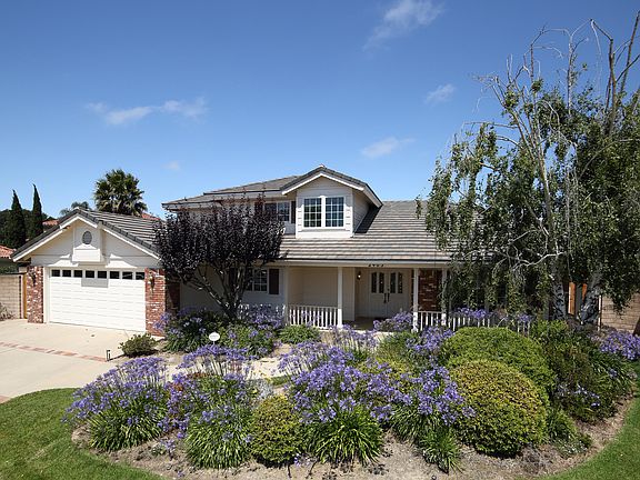 2nd image of 2405 Nicklaus Dr