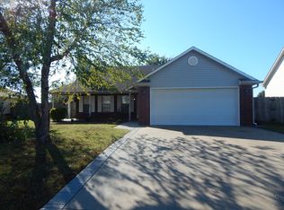 8044 Forrest Glenn Rd, Claremore, OK 74019