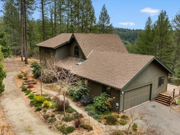 22825 Pine Lake Dr, Colfax, CA 95713