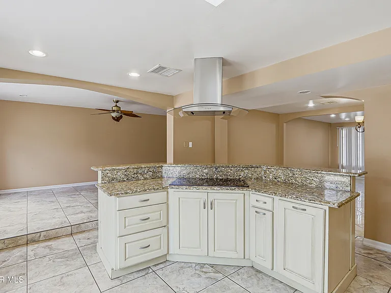 6115 Tesuque Dr — Photo 9