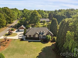 1701 S Point Rd, Belmont, NC 28012
