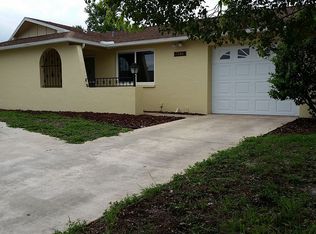 7308 Isle Dr, Port Richey, FL 34668