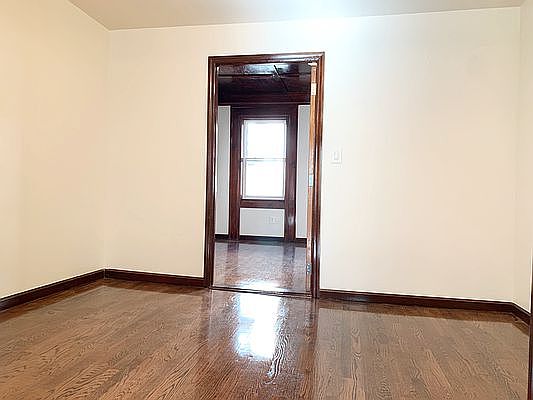 3rd image of 216 S 3rd St Floor 2