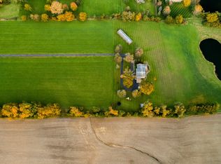 10017 Lakewood Rd, Crystal Lake, IL 60014