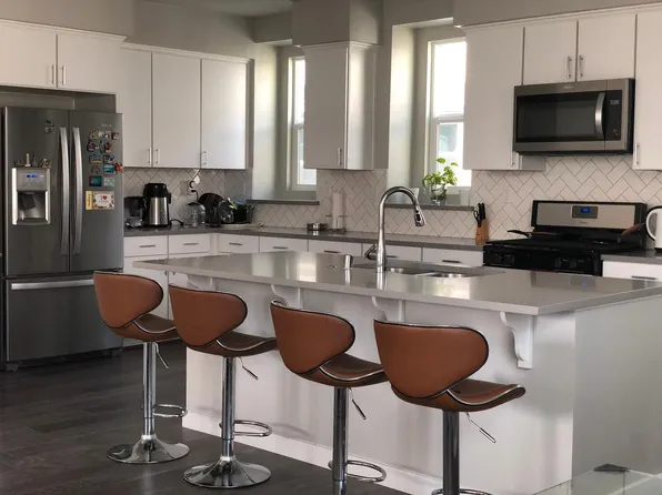 1455 Cherry Cir, Milpitas, CA 95035