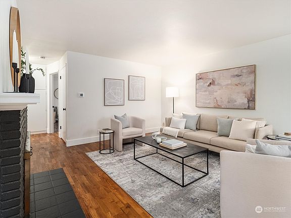 5th image of 7519 Earl Avenue NW