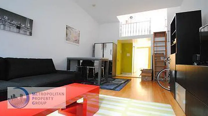 Rented by Metropolitan Property Group | media 29