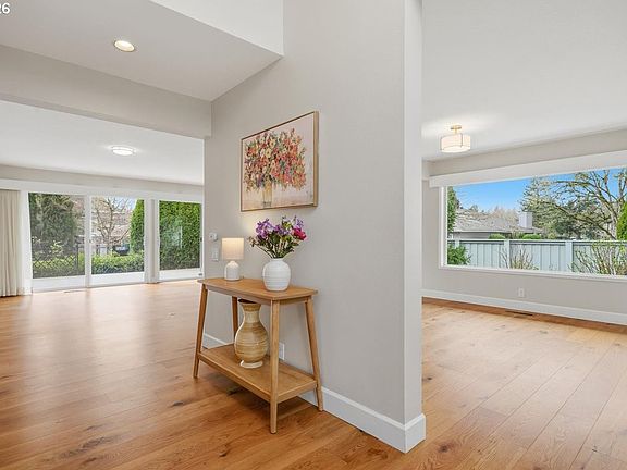 5th image of 32231 SW Boones Bend Rd