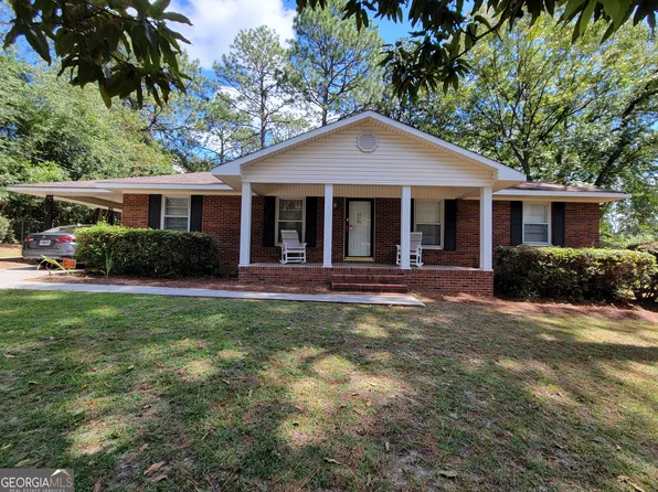 107 Nottingham Trl, Statesboro, GA 30458