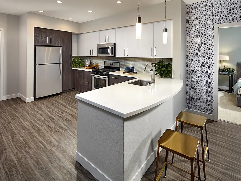 88 at Alhambra Place — Photo 11