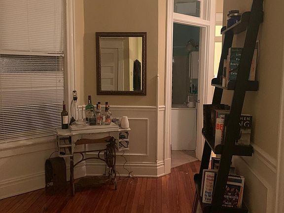 2nd image of 203 N Davis Ave #B