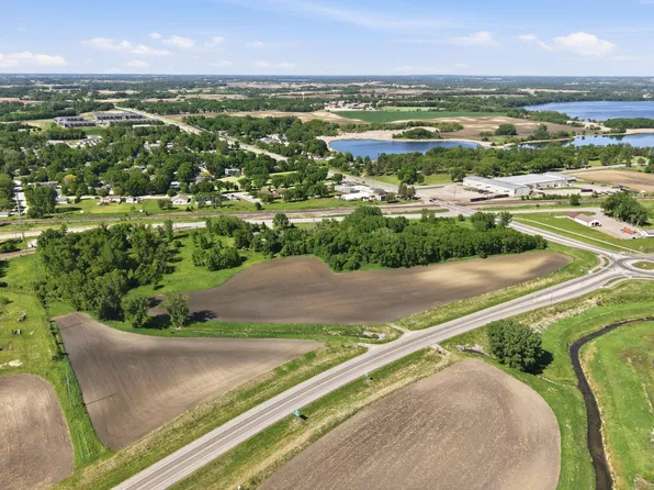 3077 Us Highway 12, Willmar, MN 56201