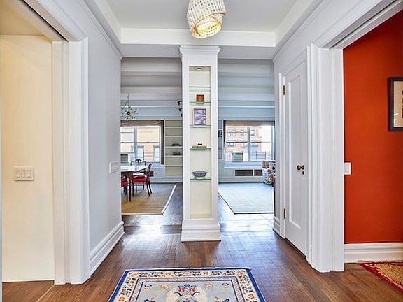 5th image of 131 E 93rd St #9CD