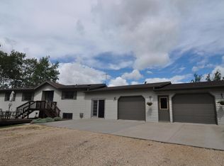 33917 305th St, Roseau, MN 56751