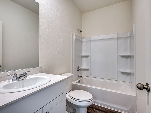 3rd image of 4519 Firewheel Dr